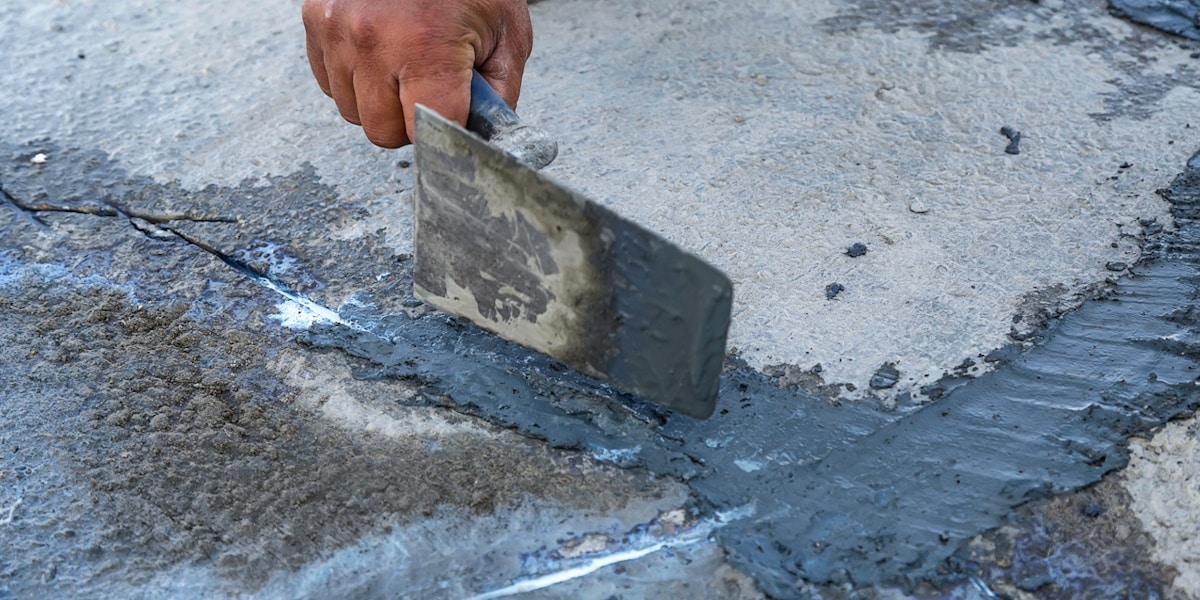 Gebäudeabdichtung_Risssanierung in Betonwänden Gebäudeabdichtung_Risssanierung in Betonwänden