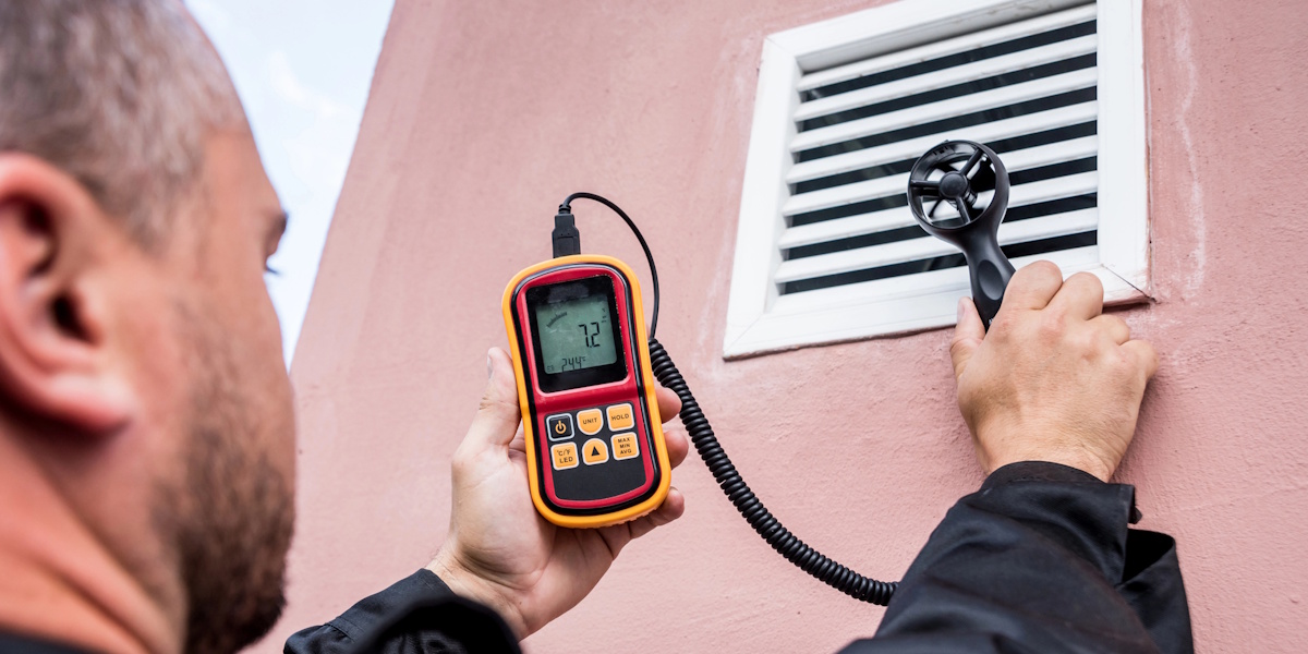 Bauwerksabdichtung Geldern Lüftungsanlage zur Feuchtereduzierung im Keller